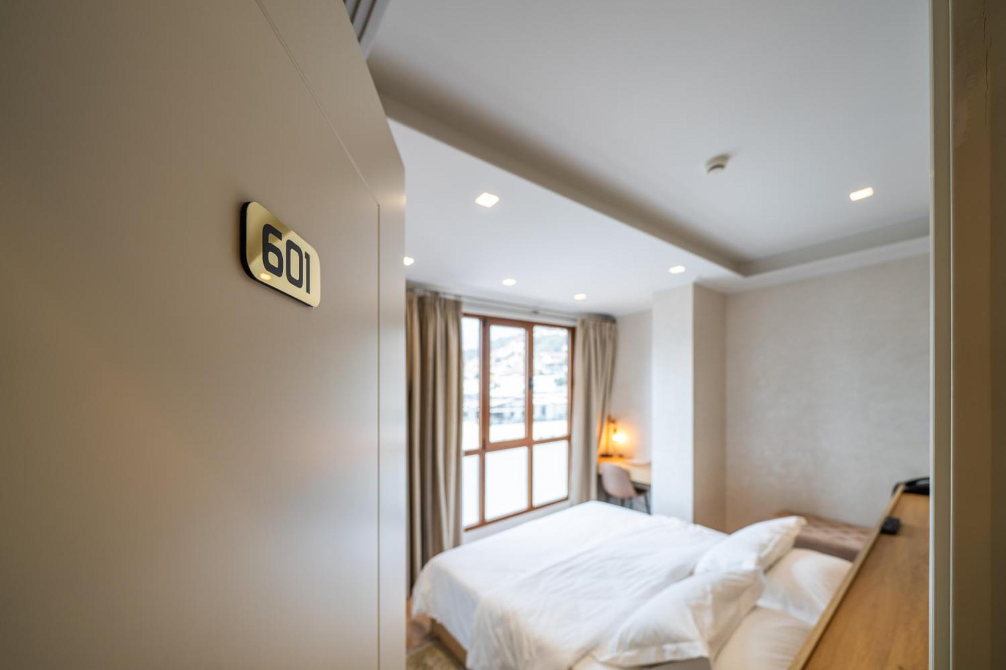 Merko Hotel Berat Exterior foto